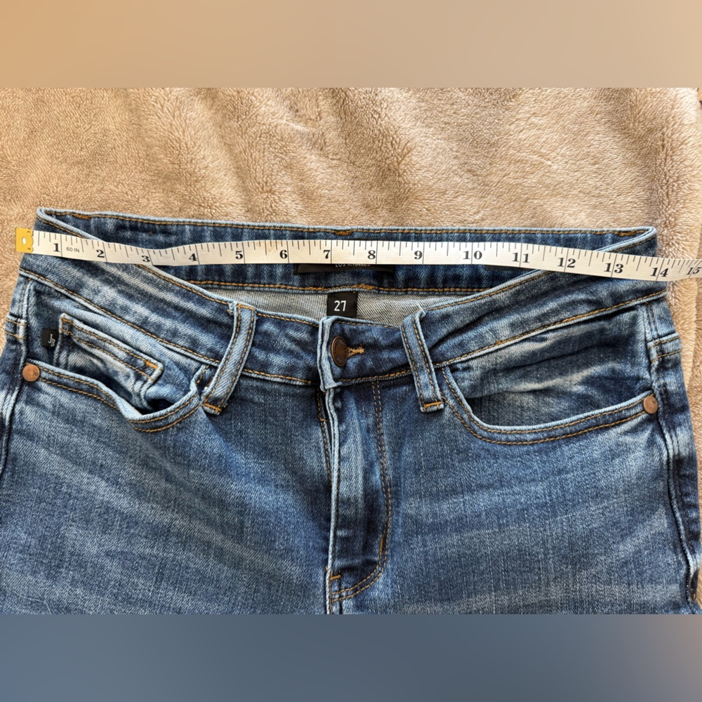Judy Blue Abbey Relaxed Fit in Vintage Mid-Wash Ankle Jeans size 27 - Picture 6 of 9